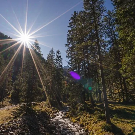 Garni Isarlodge Wiesenhof B&B 3*